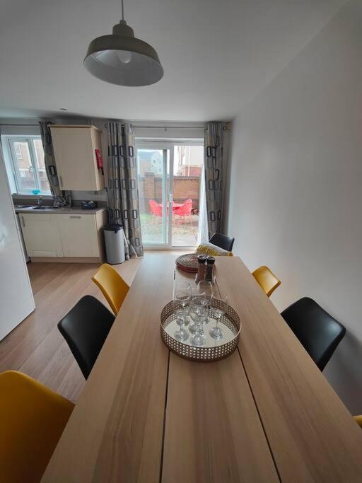 פורט טלבוט Shoreline Seaside Holiday Home Aberavon Beach מראה חיצוני תמונה