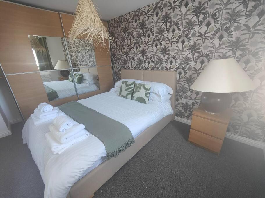 פורט טלבוט Shoreline Seaside Holiday Home Aberavon Beach מראה חיצוני תמונה